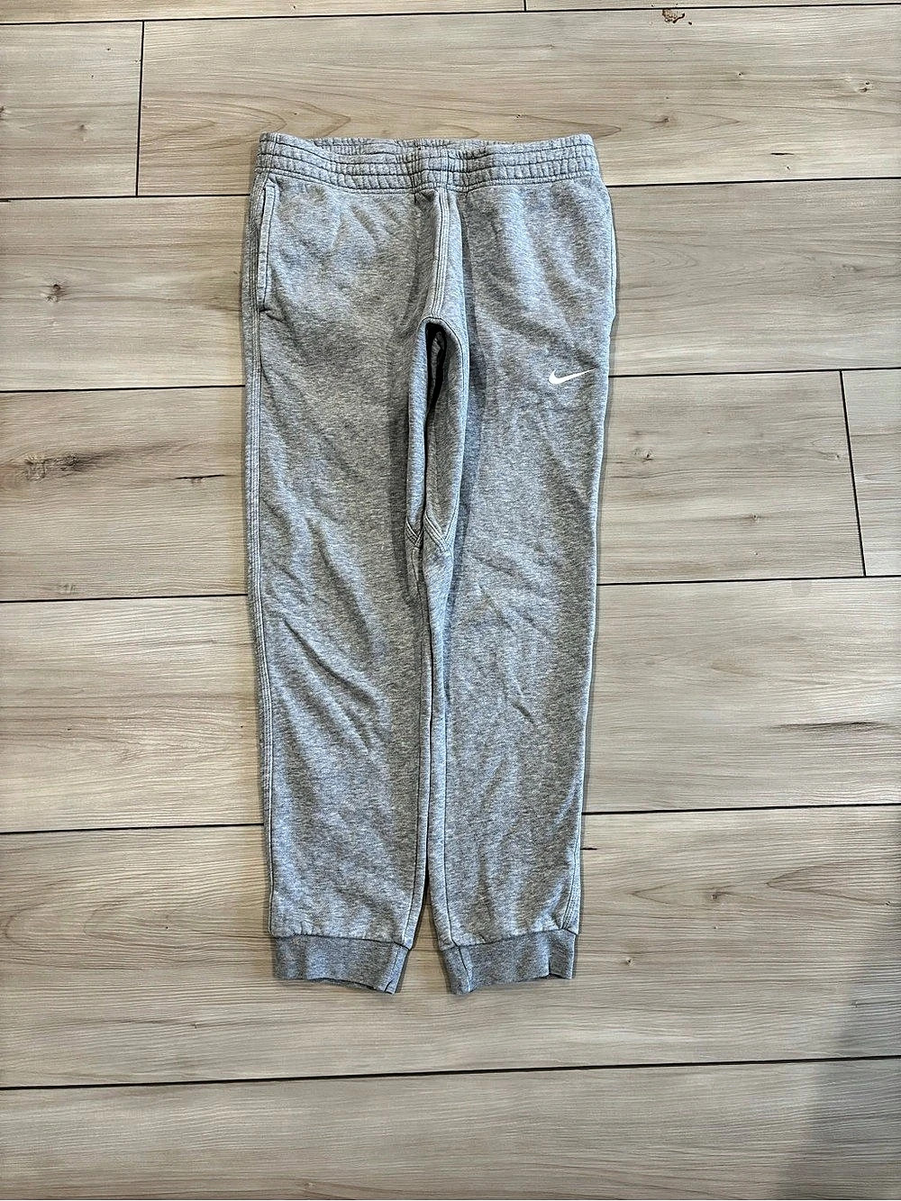 Vintage 90s Women’s Nike Y2K Athletics Gray Jogger Sweatpants Size Medium